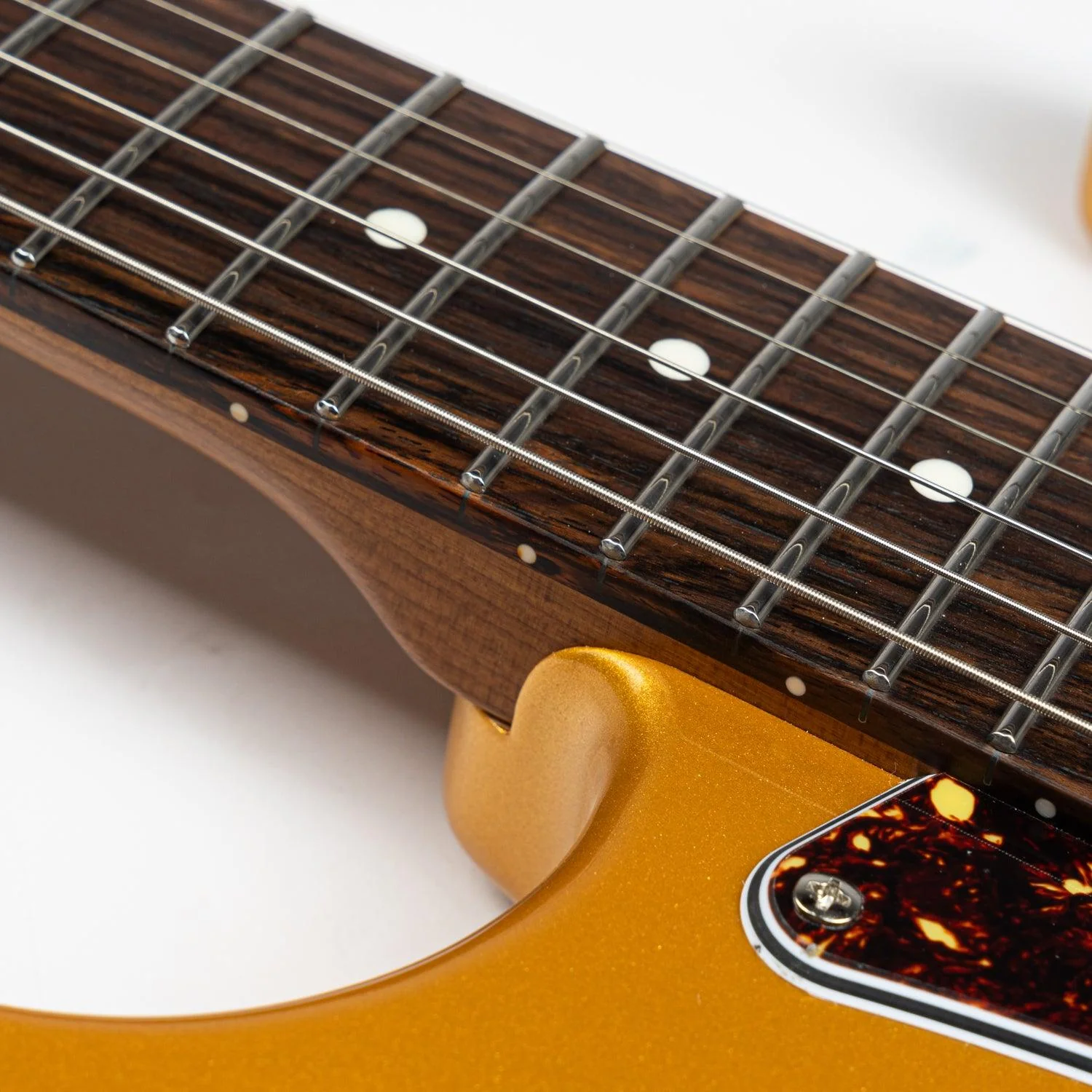 EART Guitars, DMX-9TC, NK-S Standard Shape 2-Point Synchronized Steel Saddle Tremolo Bridge Electric Guitar, Gold - Image 5