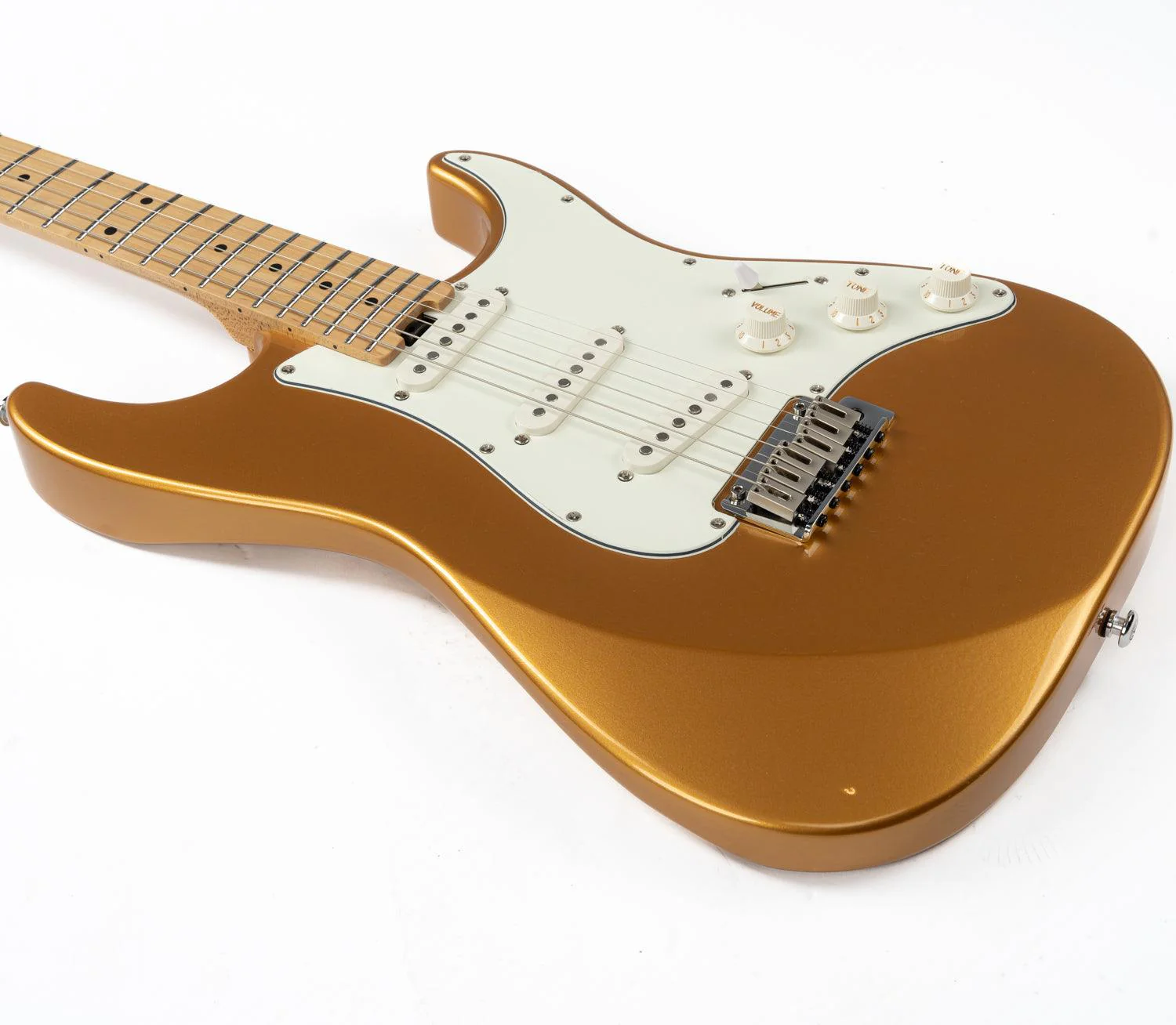 Eart Guitars, NK-VS60, 2-Point Synchronized Tremolo Bridge Alnico V Pickups Classic Electric Guitars, Gold - Image 6