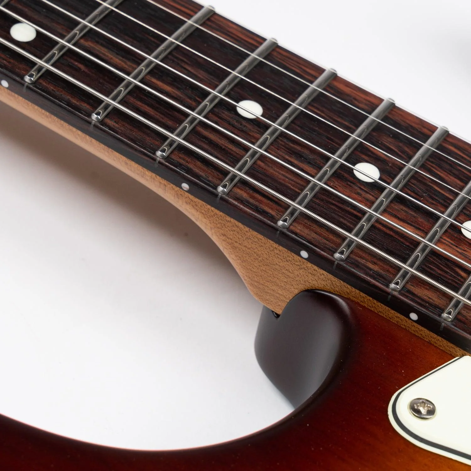 Eart Guitars, YMX-SG3, SSS Ceramic Single Coil Pickups Vintage Style Electric Guitar, Brown Sunburst - Image 5
